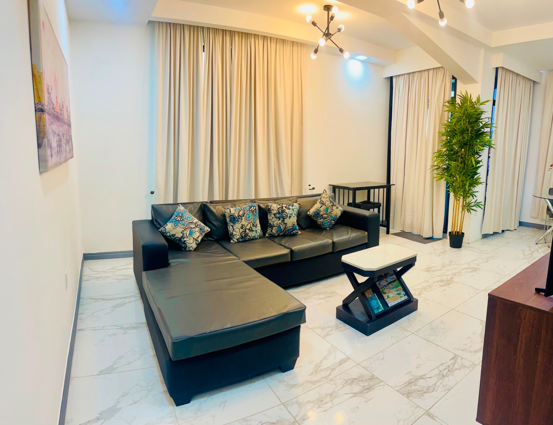 Luxurious 2-Bedroom, 2-Bathroom Furnished Apartment In Duncan Street Georgetown